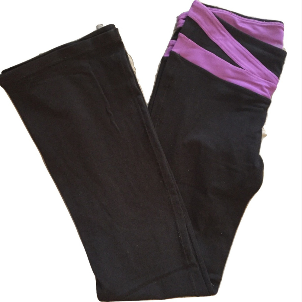 Alo Yoga Pants STRAIGHT LEG with subtle flares, Purple/black. Size: S - Picture 4 of 12